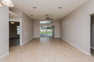 10504 Egret Haven Ln in Riverview, FL - Building Photo - Building Photo