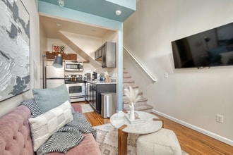 1415 NW 19th Ave in Portland, OR - Building Photo - Building Photo