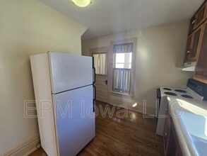 212 Randall St in Waterloo, IA - Building Photo - Building Photo