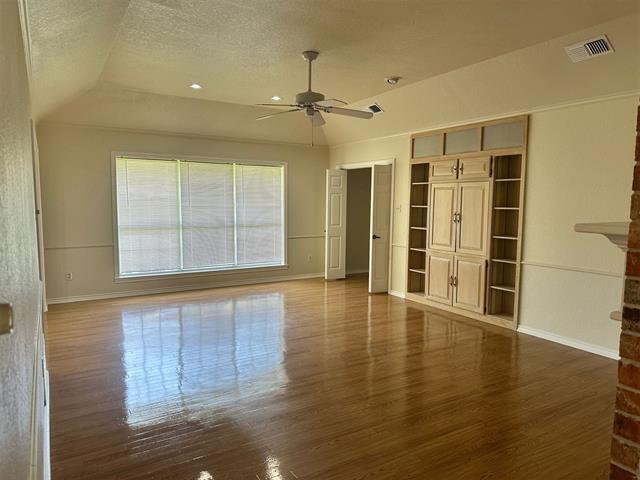 5406 Wedgefield Rd in Granbury, TX - Building Photo - Building Photo