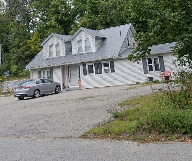 162 Pomfret St Rentals in Pomfret Center, CT