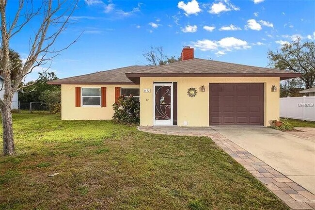 4632 N Shade Ave in Sarasota, FL - Building Photo - Building Photo