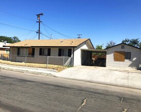 701 Lilac St in Bakersfield, CA - Building Photo - Building Photo