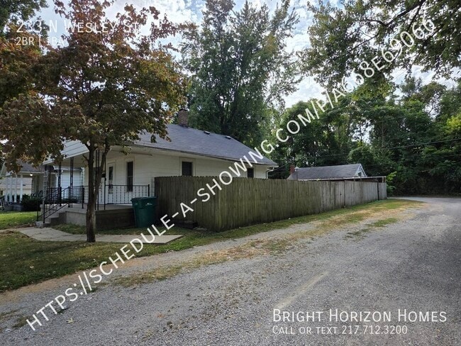 233 N Wesley St in Springfield, IL - Building Photo - Building Photo