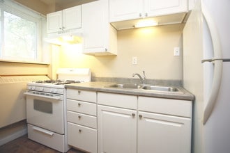 The Avenue Apartments in Peoria, IL - Foto de edificio - Interior Photo