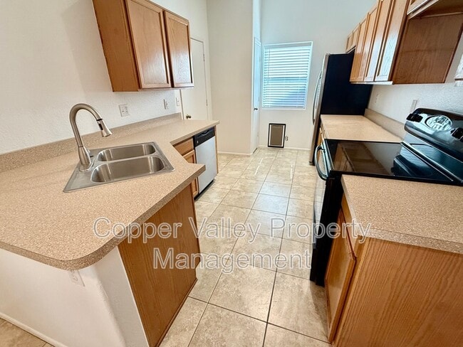 8936 W John Cabot Rd in Peoria, AZ - Building Photo - Building Photo
