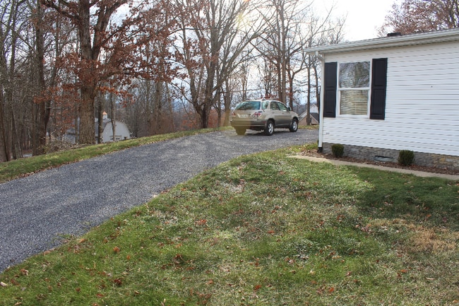 254 TN-81 in Jonesborough, TN - Building Photo - Building Photo