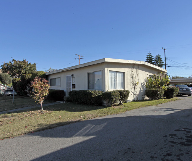 13154 Cedar St in Westminster, CA - Building Photo - Building Photo