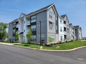 Park West at Legacy Park in Mechanicsburg, PA - Foto de edificio - Building Photo