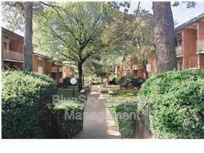 1800 Jefferson Park Ave
