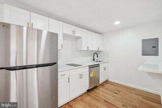 1223 Spruce St in Philadelphia, PA - Building Photo - Building Photo