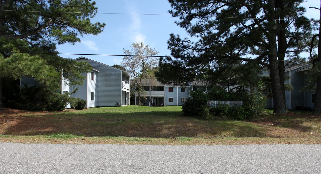 Knightdale Manor in Knightdale, NC - Building Photo