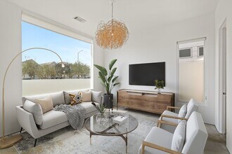 229 W 25th St in Houston, TX - Foto de edificio - Building Photo