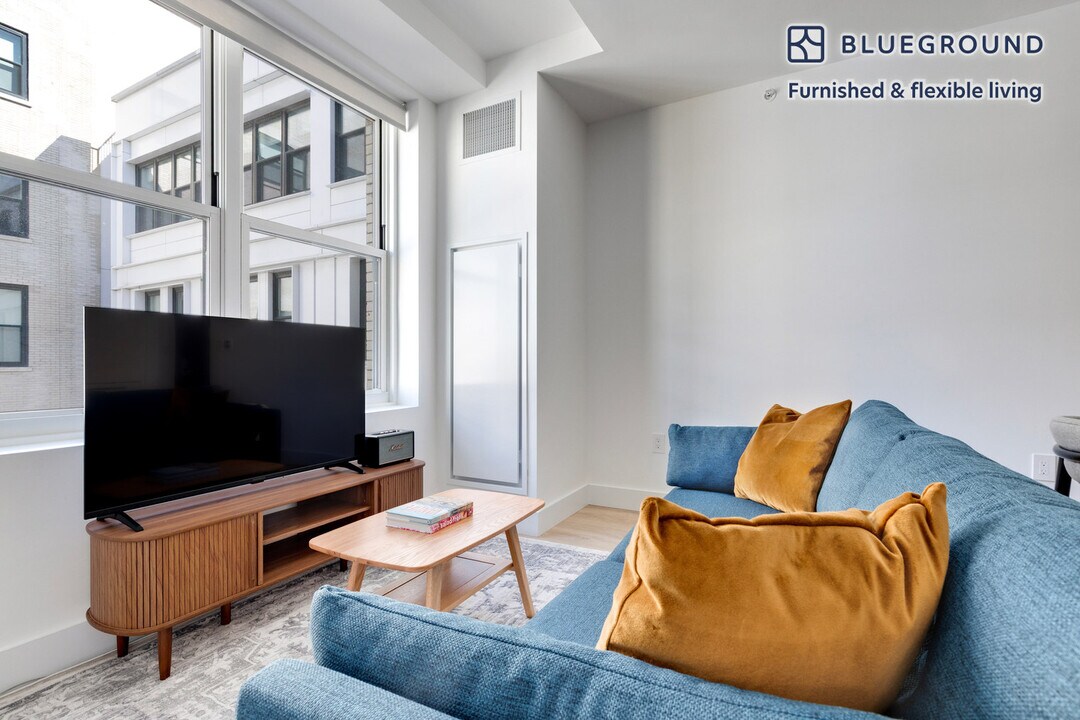 30 Morningside Dr in New York, NY - Foto de edificio