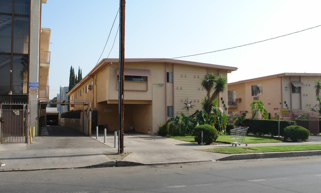 8830 Tobias Ave in Panorama City, CA - Building Photo - Building Photo