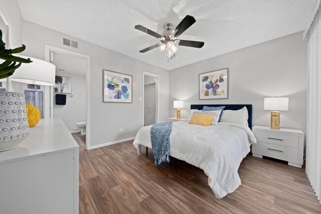 The Pointe at South Mountain in Phoenix, AZ - Building Photo - Building Photo