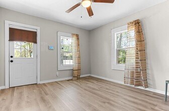 2164 Monroe Ave in Macon, GA - Building Photo - Building Photo