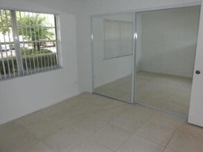 8720 Shadow Wood Blvd, Unit 502 in Coral Springs, FL - Building Photo - Building Photo