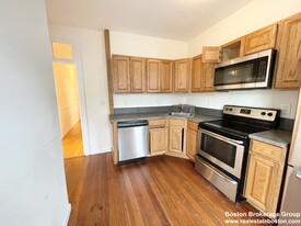 3 Folsom Ave, Unit 3 Apartamentos