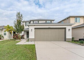 10405 Laguna Plains Dr in Riverview, FL - Building Photo