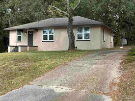 510 Palisade Rd in Pensacola, FL - Building Photo