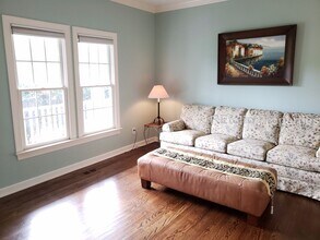 200 Circle on the Green in Cary, NC - Building Photo - Building Photo