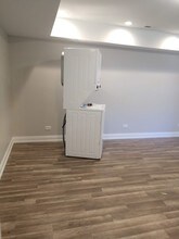 3343 W Crystal St-Unit -G in Chicago, IL - Building Photo - Building Photo