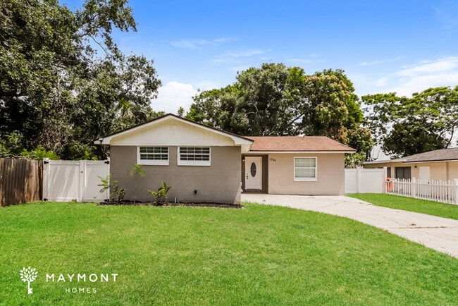property at 1751 Elbert Acres Ct NE