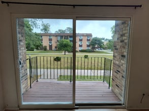 670 Hill Dr in Hoffman Estates, IL - Building Photo - Building Photo