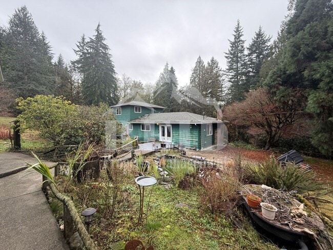 property at 10144 Banner Rd SE