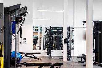 Signature at West Pryor in Lee's Summit, MO - Building Photo - Interior Photo