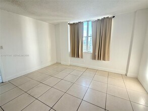 899 West Ave in Miami Beach, FL - Building Photo - Building Photo
