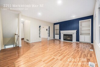 2251 Waterford Way NE in Grand Rapids, MI - Building Photo - Building Photo