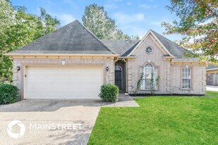 7895 Pinefrost Ln in Memphis, TN - Building Photo