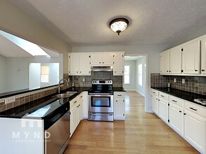 1575 Wynfield Dr in Auburn, GA - Building Photo - Building Photo