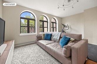 280 1st St in Brooklyn, NY - Building Photo - Building Photo