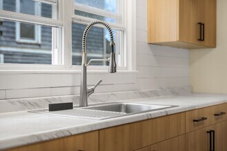 55 Fairfield St, Unit Charming 2-Bedroom Apar in New Haven, CT - Building Photo - Building Photo