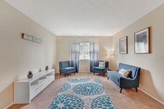 Autumn Springs in Columbus, OH - Building Photo - Building Photo