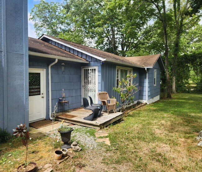 5209 Taft Hwy in Signal Mountain, TN - Building Photo - Building Photo
