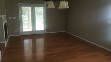 141 Woodson Dr in Clayton, NC - Building Photo - Building Photo
