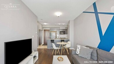 1359 Rathburn Rd E in Mississauga, ON - Building Photo - Building Photo