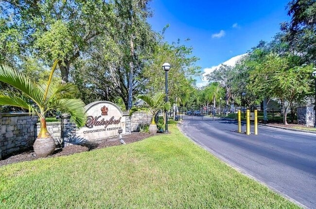 3605 Kings Rd in Palm Harbor, FL - Building Photo - Building Photo
