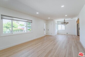 6627 Ranchito Ave in Los Angeles, CA - Building Photo - Building Photo