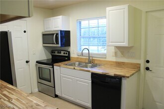 5280 Glenlivet Rd in Ft. Myers, FL - Building Photo - Building Photo