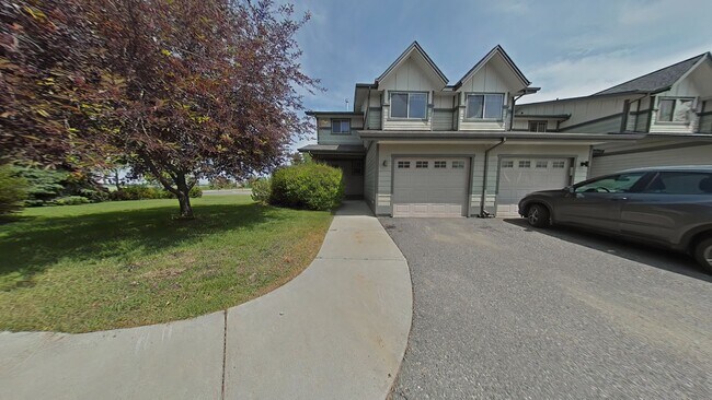 2685 Typha Court
