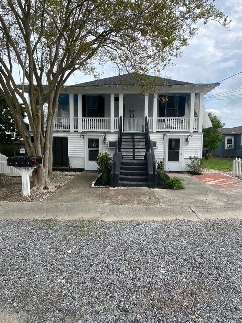 6210 Roddie St in Harahan, LA - Foto de edificio