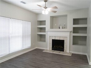 4741 Highpoint Ln in Atlanta, GA - Building Photo - Building Photo