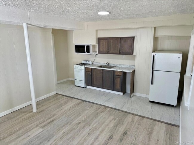 property at 109 Harrisburg St