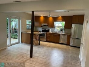 1432 NE 1st Ave. in Fort Lauderdale, FL - Building Photo - Building Photo