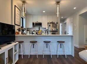 35 Hunnewell Ave in Boston, MA - Building Photo - Building Photo